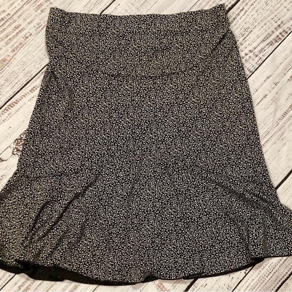 Motherhood Maternity Elastic Waist Midi Skirt size L - Picture 2 of 4